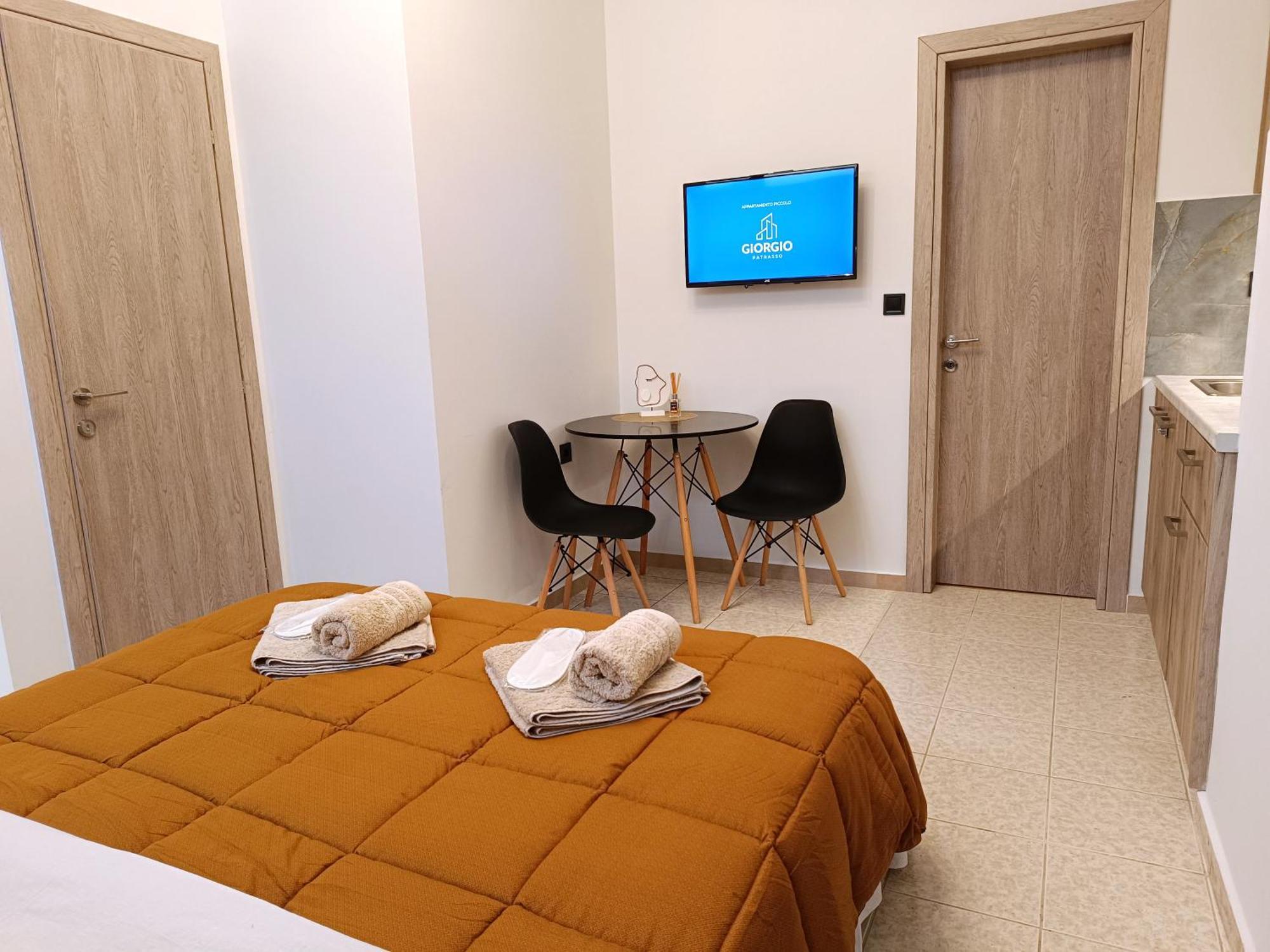 Giorgio Patrasso - Micro Apartment In The Center Of Patras Exterior photo