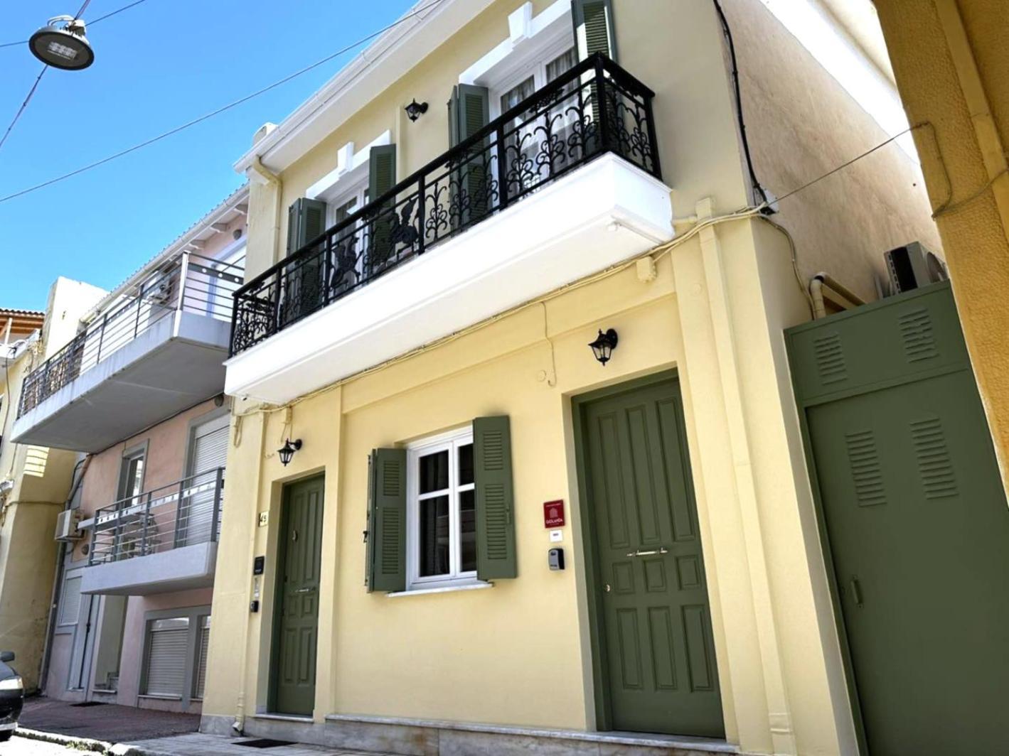 Giorgio Patrasso - Micro Apartment In The Center Of Patras Exterior photo